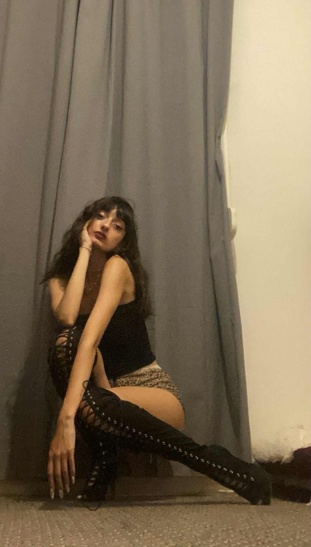 αγγελία χορού φωτογραφία Online μαθήματα High Heels & Street Commercial